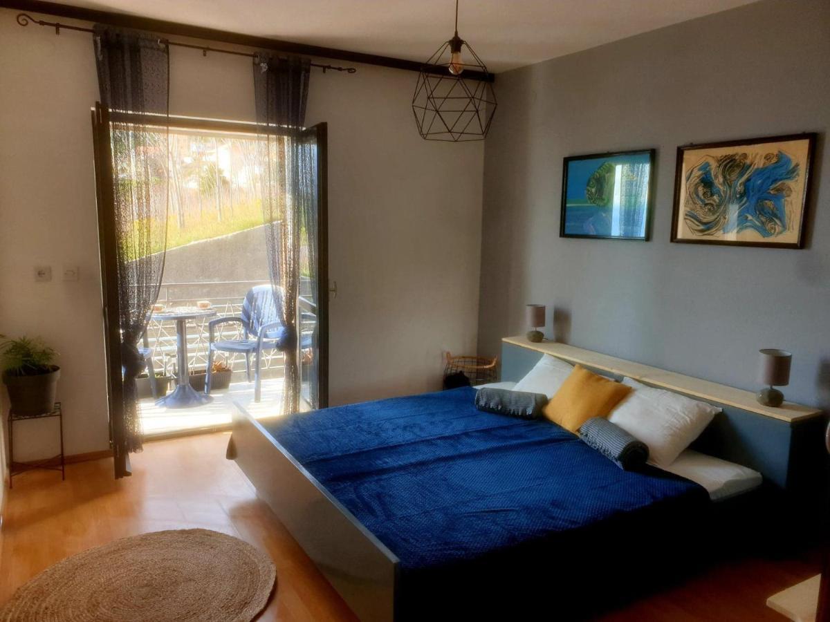 Apartments Asija Брела Екстериор снимка