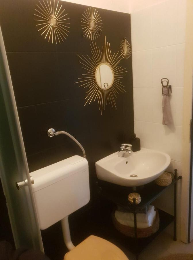 Apartments Asija Брела Екстериор снимка